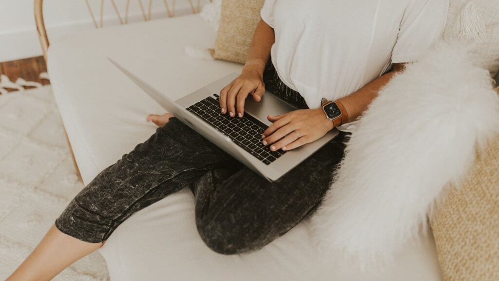 stay at home mom on computer